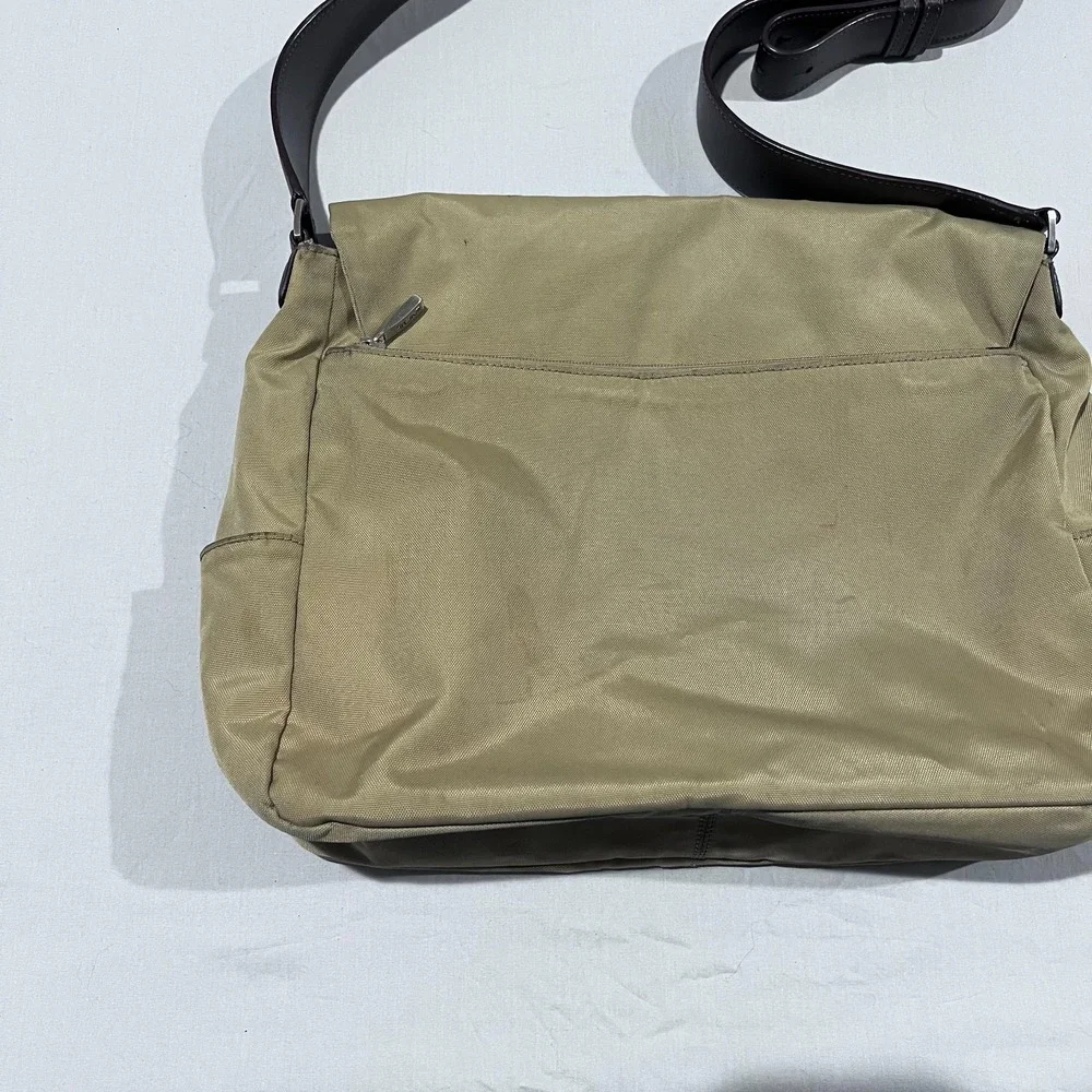 Vintage Tumi Womens Beige Crossbody Shoulder Messanger Bag Purse Leather Trim